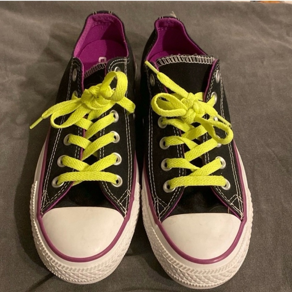 3 Pairs of Converse